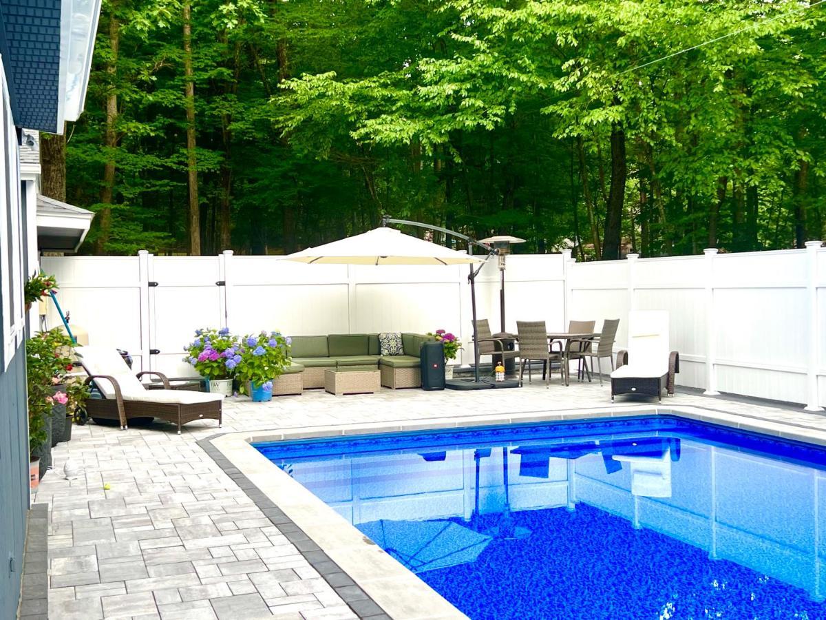 Amazing Poconos House . Sauna/Hot Tub/Private Pool East Stroudsburg Exterior photo